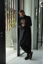 BLACK KAMEEZ SHALWAR